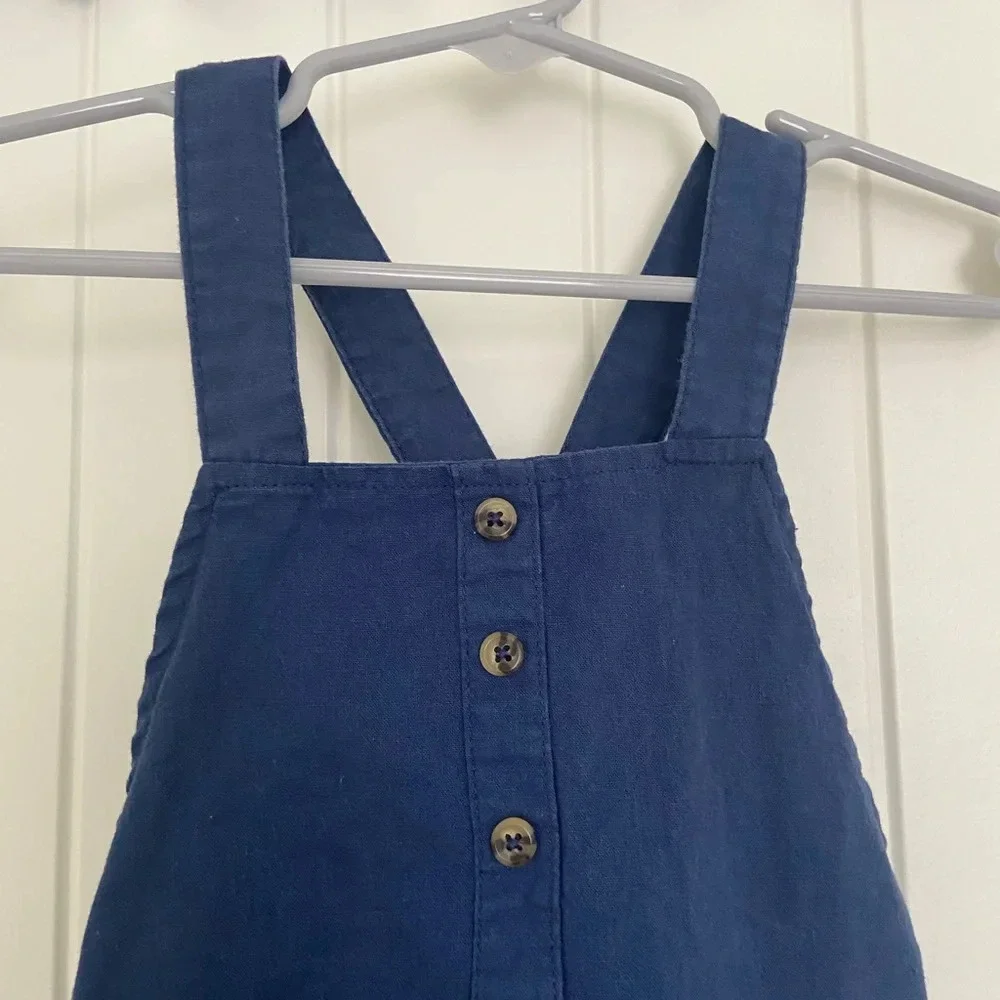 EUC | Carter’s baby‎ boy’s linen blend navy blue jumper — 18 months